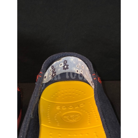 Crocs Ballet Flats Women's Size 9 Comfortable Navy Blue & Red Shoes - Picture 4 of 10